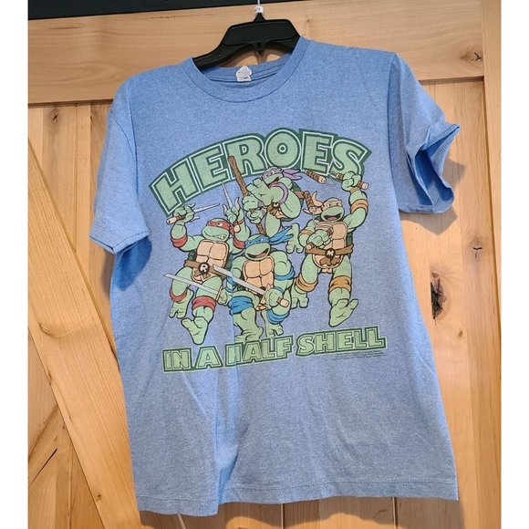 Size M 2011 RETRO - VIACOM - TMNT - HEROES IN A HALF SHELL - T SHIRT - Picture 1 of 8